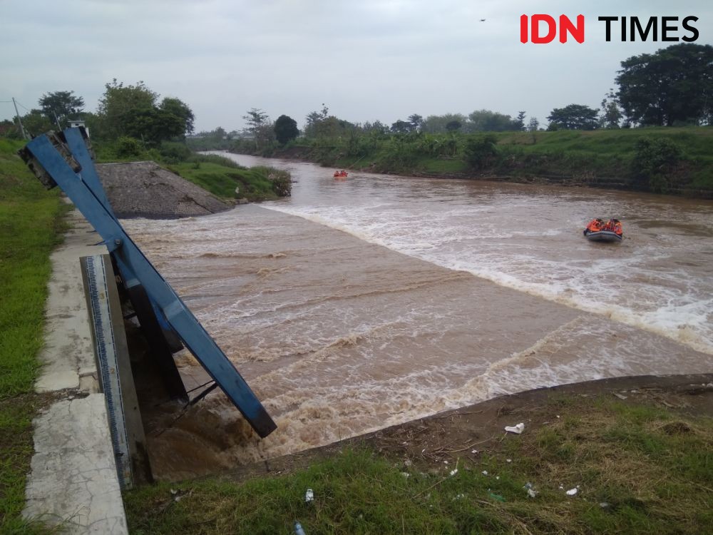 Antisipasi Banjir, DAS Anakan Bengawan Madiun Rutin Dibersihkan  