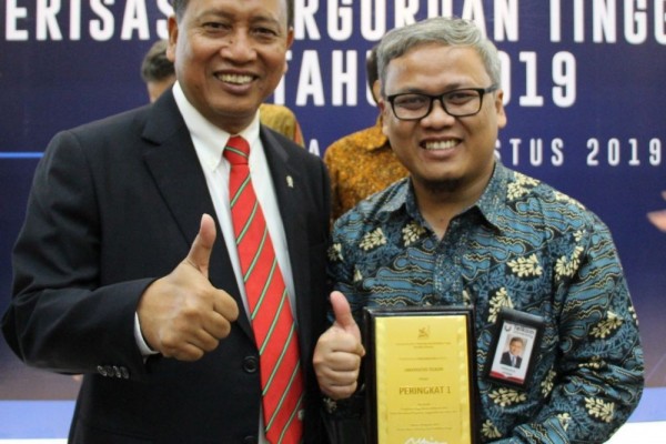 Tel-U Wins PTS Number 1 in Indonesia from Kemenristekdikti