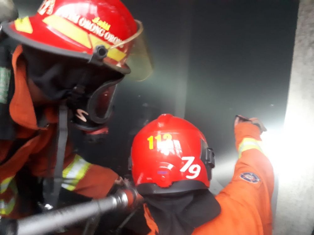 Korsleting Listrik, Kebakaran Dealer di Surabaya Hanguskan Satu Motor
