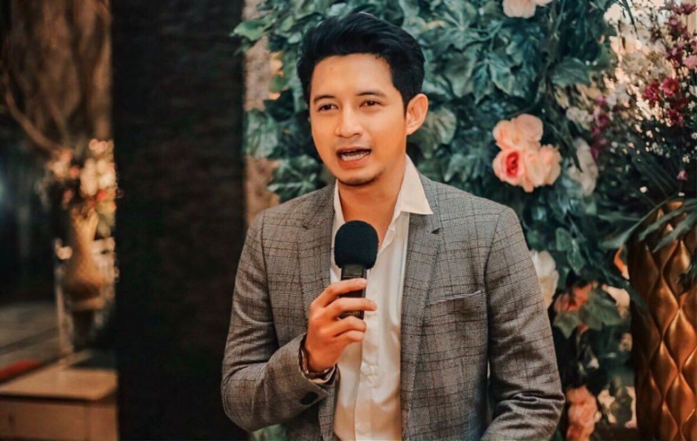11 Artis Kece yang Betah Melajang di Usia 30 Tahun Lebih