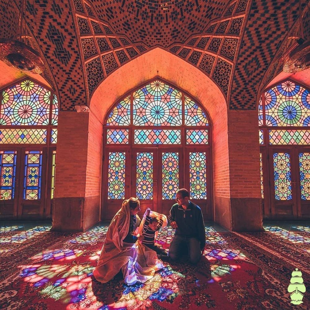 Romantis Banget, Ini 10 Wisata Unik di Dunia yang Bernuansa Pink