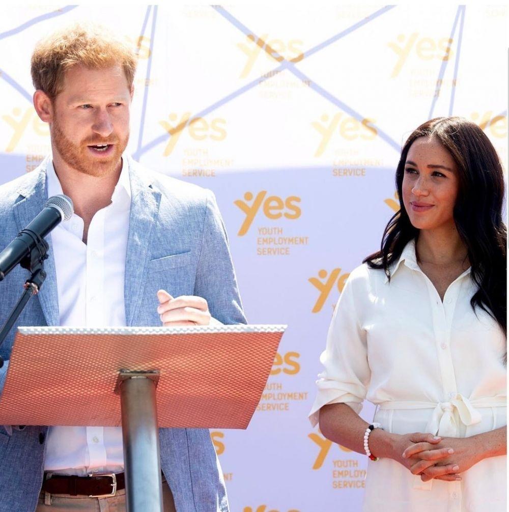 Pangeran Harry Dan Meghan Resmi Tinggalkan Kerajaan Hari Ini