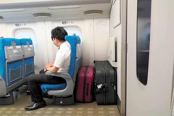 Aturan Baru Naik Shinkansen, Pengguna Koper Harus Checkin Dulu!