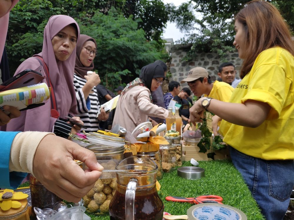 Unpad Bakal Bangun Ecotourism Lebah Madu di Bandung 