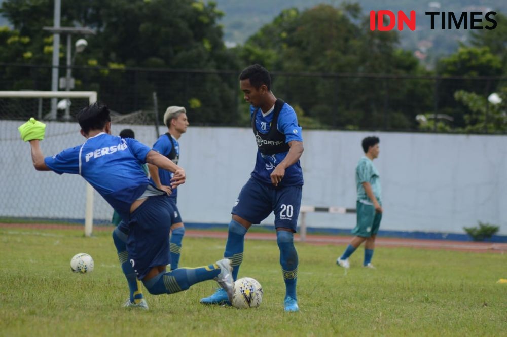 Siap Ditekan Bobotoh, Beni Oktovianto Bergabung dengan Persib Bandung 