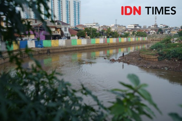 Pemprov DKI Batalkan Anggaran Normalisasi Sungai Rp160 M