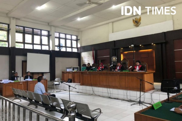 Suap Bupati Muaraenim, Terdakwa Robi Dituntut Hukuman 3 Tahun Penjara