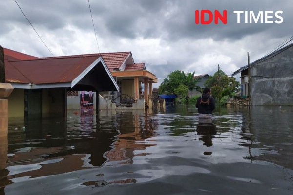 Sudah 5 Hari, Ribuan Warga Bengkuring Samarinda Terendam Banjir