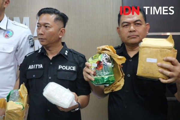 Polres Pasuruan Tangkap Tiga Orang Pengedar Ganja di Dua Tempat