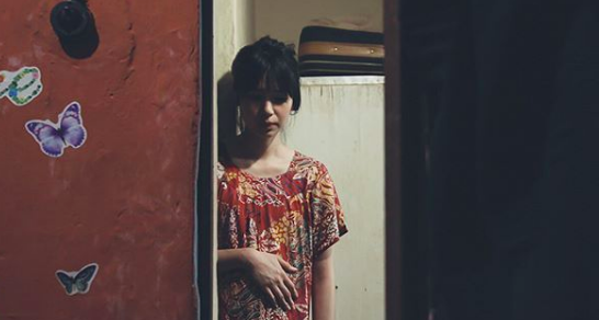 Bak ABG, 10 Pesona Awet Muda Laura Basuki ini Bikin Melting, Meleleh!