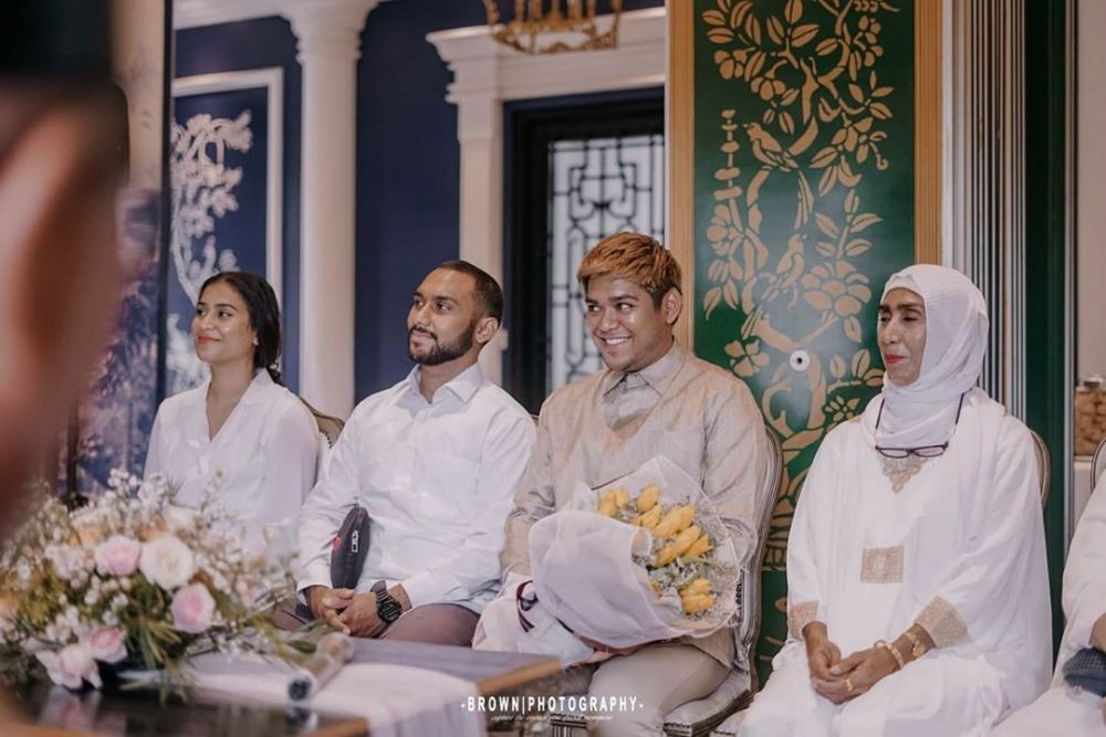 Lamaran Pasangan Hits! 10 Momen Romantis Abdul Idol dan Artika Rustam