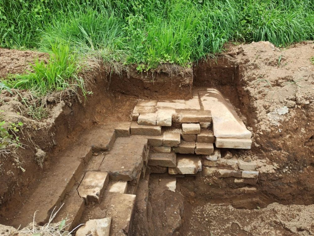 Fakta Terbaru Penemuan Bangunan Kuno Mirip Candi di Dieng