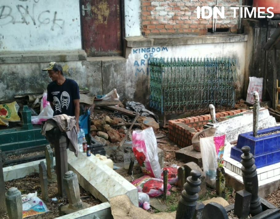 Lima Batu Nisan Hilang dari Kuburan Muslimin di Samarinda