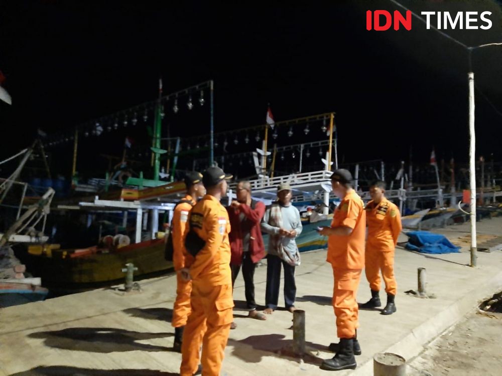 Nelayan Tenggelam Diterjang Ombak di Perairan Indramayu