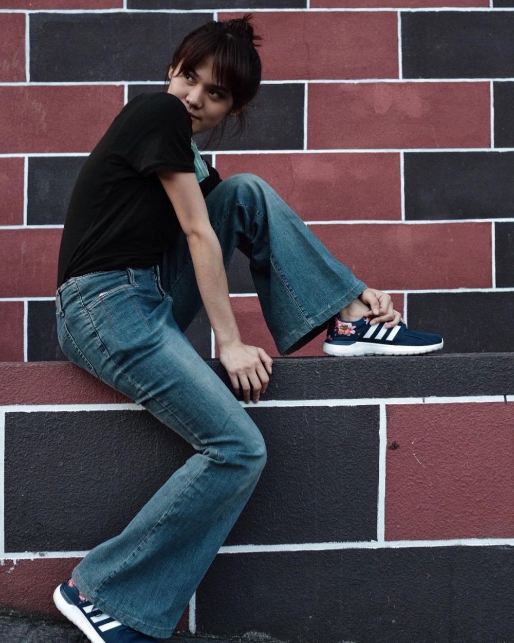 Inspirasi OOTD Simpel ala Sheryl Sheinafia, Cute Banget!