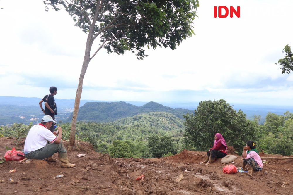 Belah Dua Bukit, Kemen PUPR Buka Daerah Terisolir di Cileuksa Bogor
