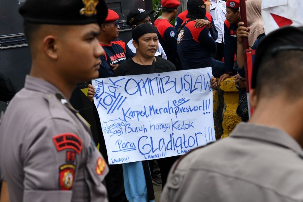 May Day, Ribuan Buruh Bergerak untuk Menolak UU Cipta Kerja