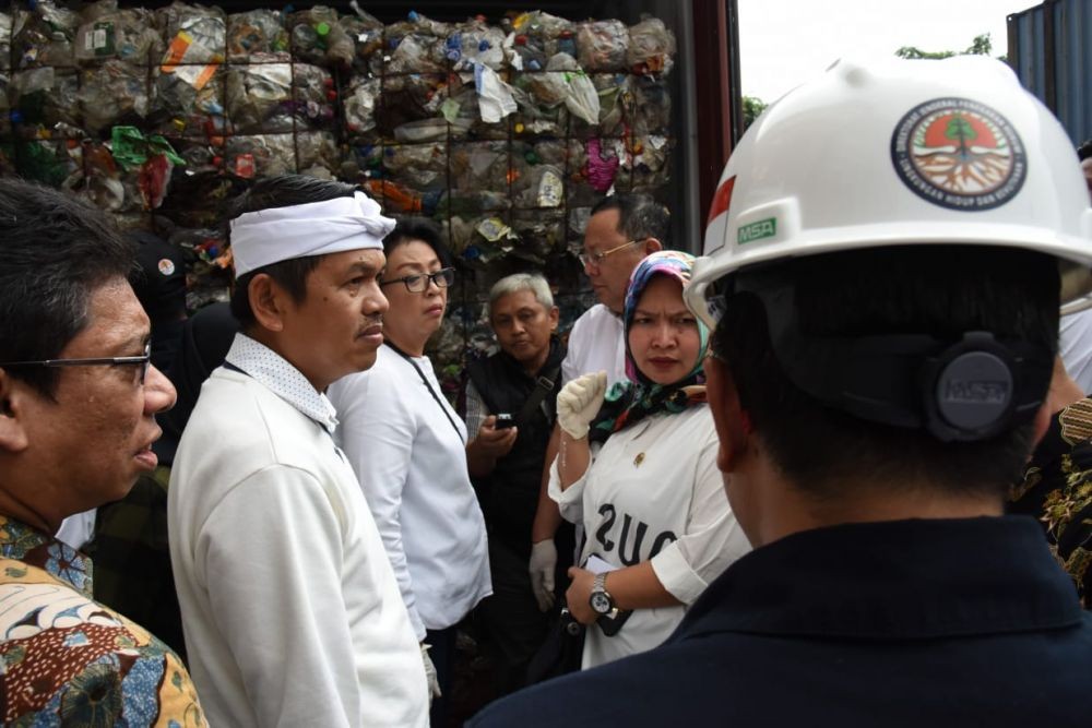 Sidak DPR, 70 Kontainer Sampah Impor Ditemukan di Tanjung Priok 