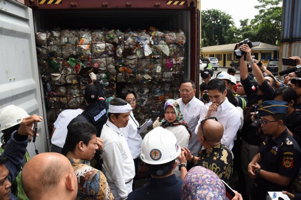 Sidak DPR, 70 Kontainer Sampah Impor Ditemukan di Tanjung Priok 