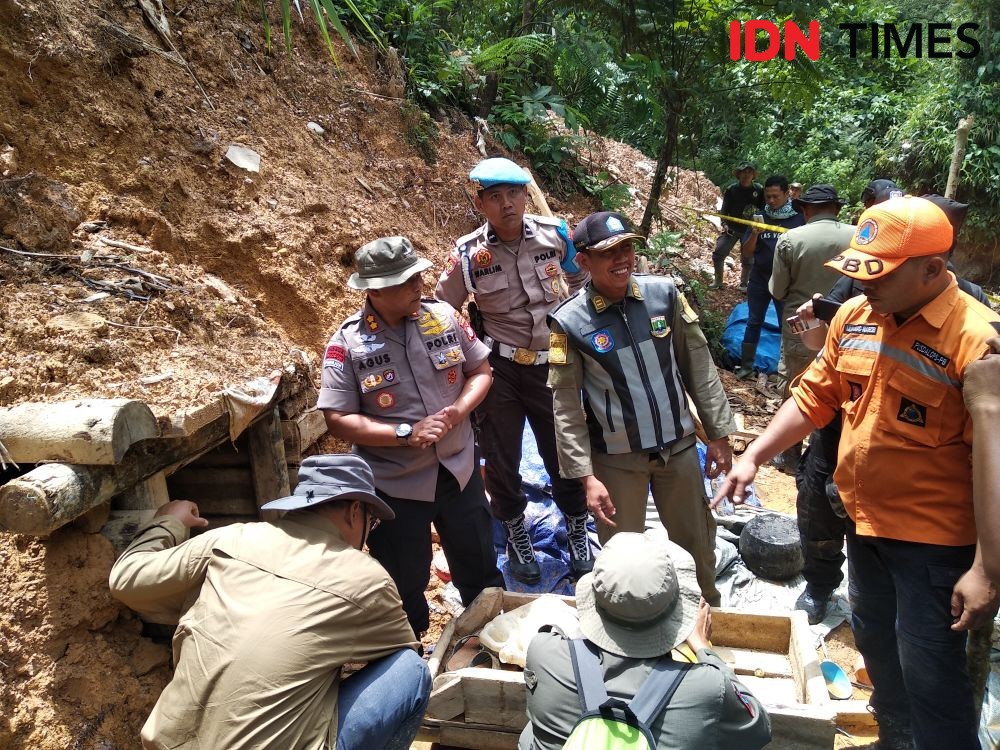 Penambang Emas Ilegal di Lebak Kembali Beroperasi 