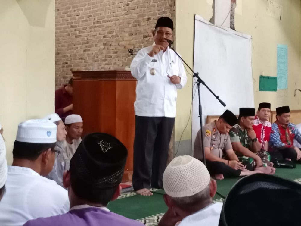Serahkan Bantuan Bangun Masjid, Akhyar Ingin Medan Jadi Kota Religius