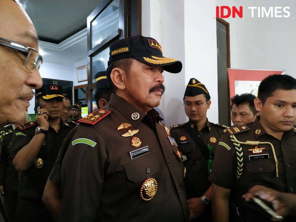 Profil Jaksa Agung Burhanuddin Yang Terseret Dugaan Poligami