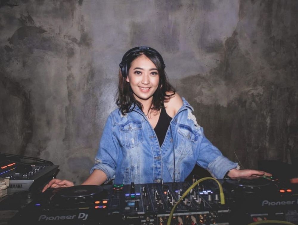 Manis dan Bertalenta, 10 DJ Wanita Lokal Ini Siap Bikin Oleng!