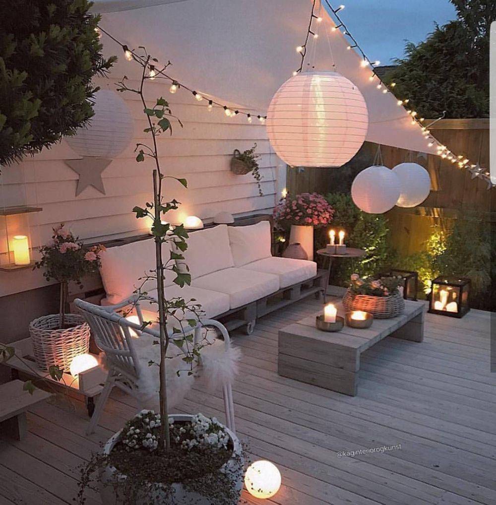 Asyik buat Hangout & Nyantai, Ini 9 Inspirasi Dekor Rooftop di Rumah!