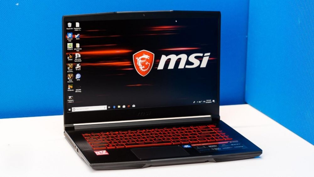 Msi отзывы. Ноутбук MSI gf63 8rc. MSI gf63 thin 10sc. MSI gf63 игровой ноутбук батарея. Ноутбук МСИ gf63 диаметр.