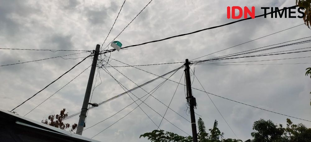 Tugu Jogja Dibersihkan dari Kabel Listrik selesai Desember 2020  
