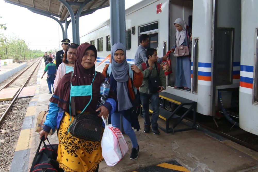 Daftar 4 Stasiun KA Pemberhentian Penumpang Terbaru di Jawa Tengah