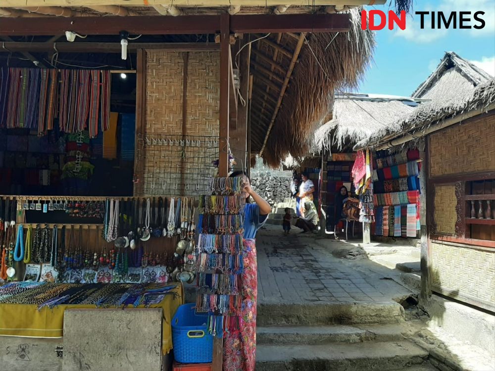 Berkunjung ke Desa Adat Sade di Lombok Tengah