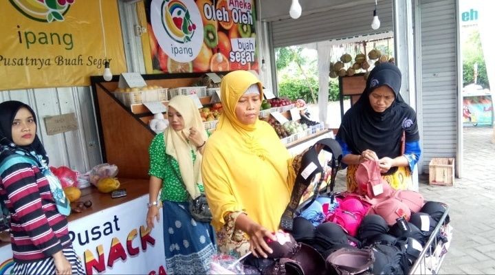 Di Bojonegoro, Beli Durian Bisa Dapat Bonus BH