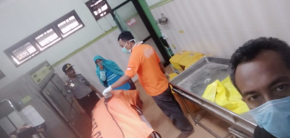 Mayat Wanita Telanjang Ditemukan Mengapung di Kali Konto Jombang