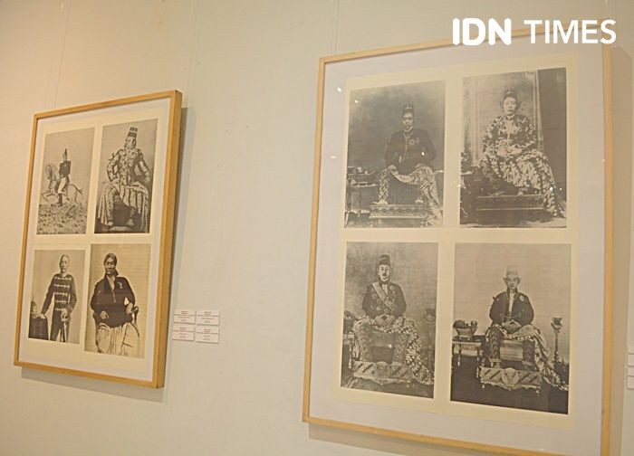 Kerajaan Abal-abal Bermunculan, Foto Kerajaan Nusantara Dipamerkan