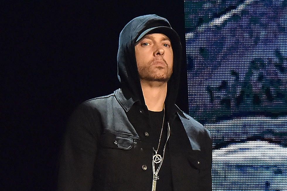 Guncang Panggung Oscars, 10 Potret Eminem Tetap Segar Jelang Usia 50