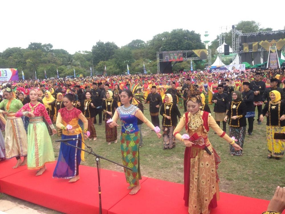 Tarian Nusantara Massal, Rekor Muri di Perayaan HUT Balikpapan ke-123
