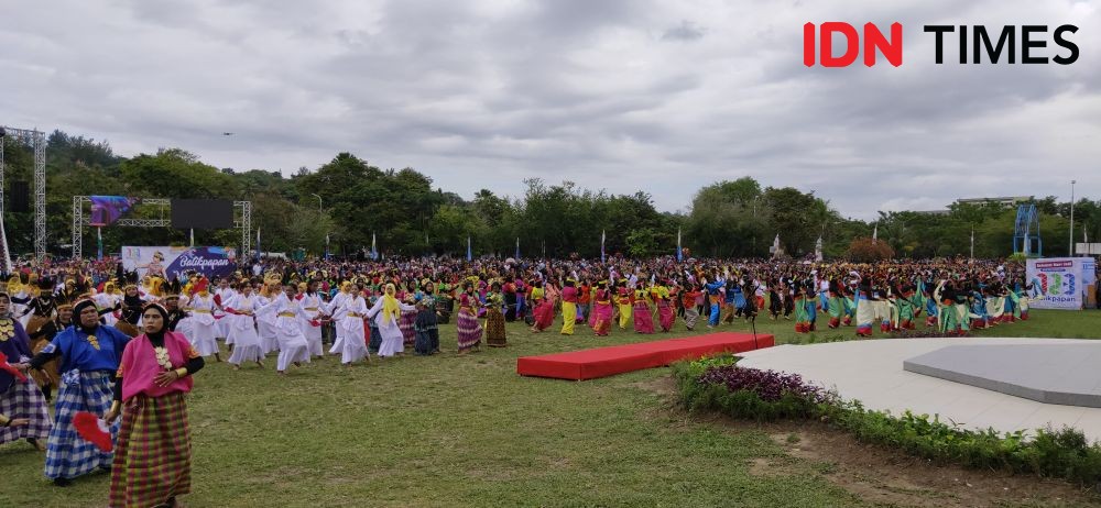 Tarian Nusantara Massal, Rekor Muri di Perayaan HUT Balikpapan ke-123