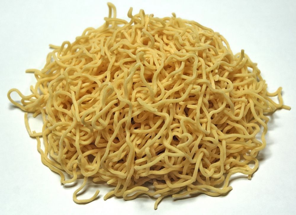 9 Kesalahan Terbesar Saat Memasak Mie Instan, Rasanya Jadi Gak Enak