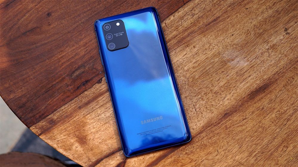 Di Bawah Rp10 Juta, Samsung Galaxy S10 Lite Resmi Masuk Ke Indonesia!