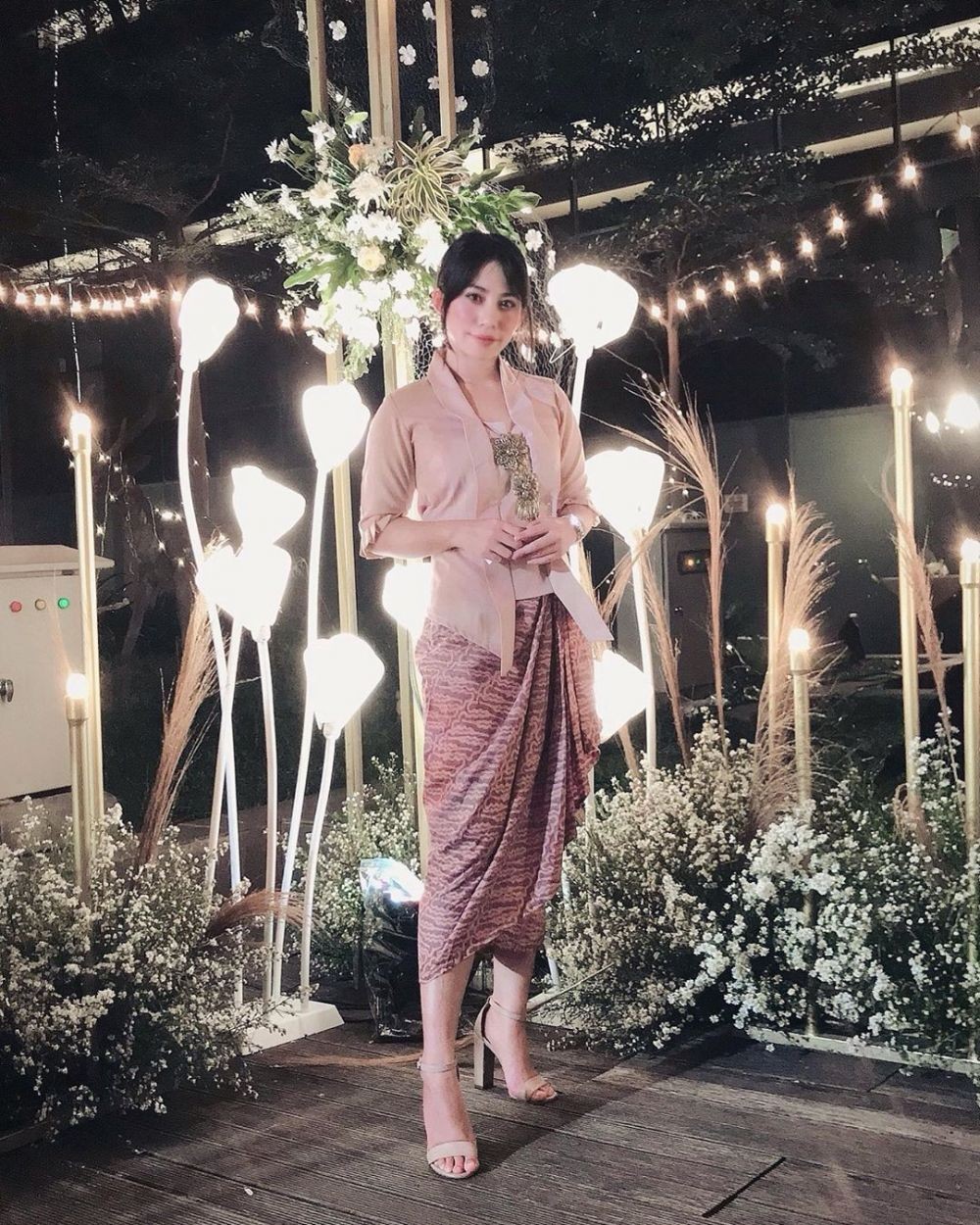 Kece Badai, 9 Ide Outfit Cantik untuk Bridesmaid