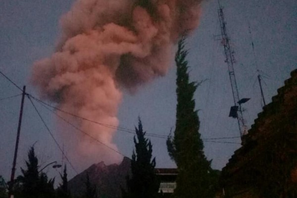Merapi Erupsi, Ini yang Dilakukan Warga yang Tinggal di Kaki Gunung
