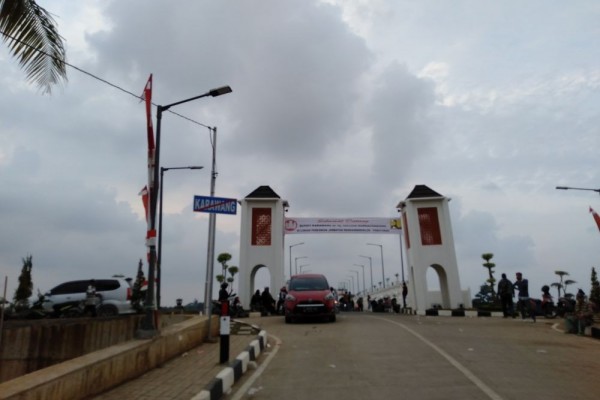 Jembatan Baru, Warga Karawang dan Bekasi Tak Perlu Lagi Naik Eretan