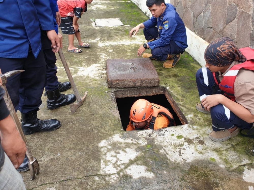 Dua Anak yang Tenggelam di Parit Babakan Ciparay Belum Ditemukan