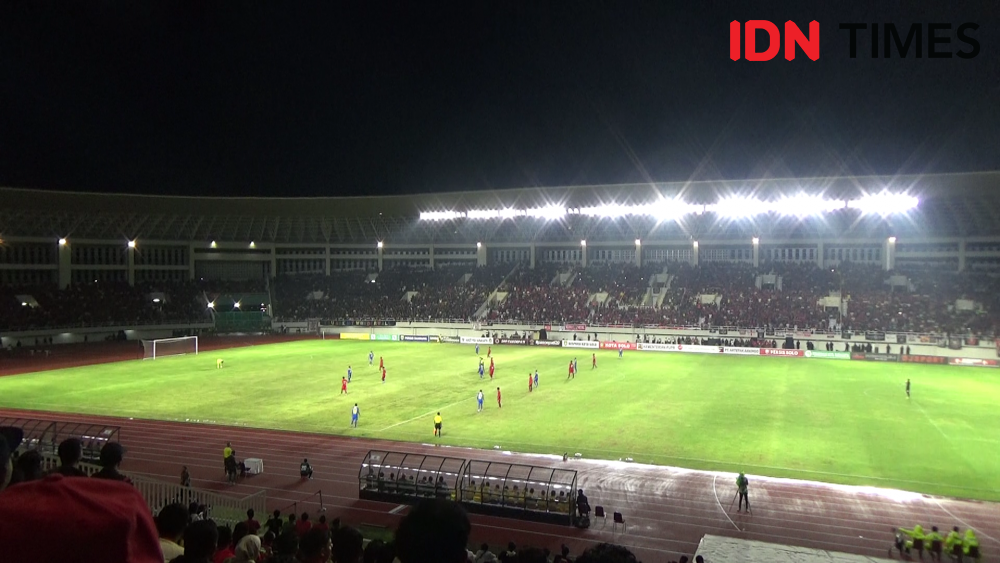 Debut Beckham di Manahan Solo, Cetak Gol Perdana Persib Bandung