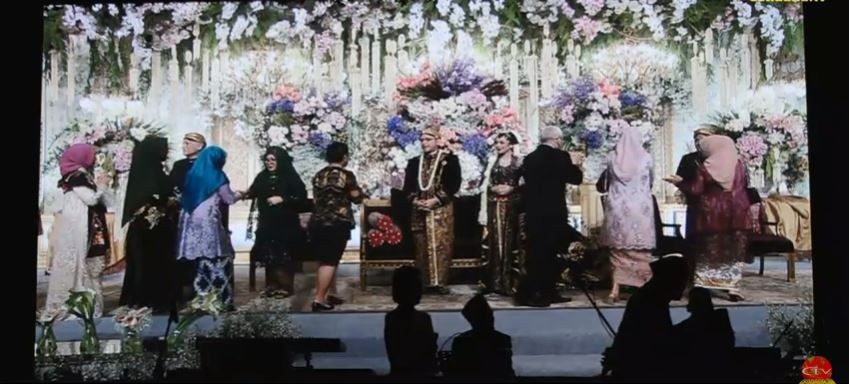 10 Potret Royal Wedding Danny Rukmana dan Raiyah, Kental Nuansa Adat 