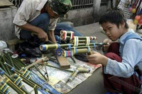 Dear Generasi 90-an! 10 Foto Ini Bakal Ingatkan Indahnya Masa Kecilmu