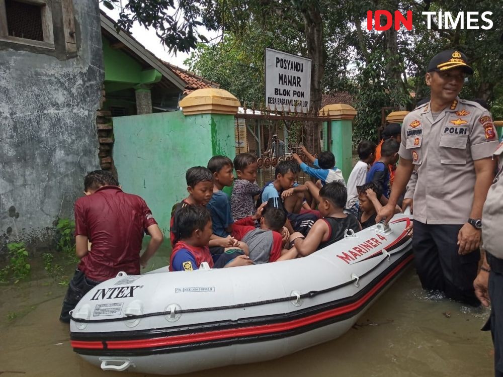 Hujan Deras, Empat Kecamatan di Wilayah Timur Cirebon Terendam Banjir 