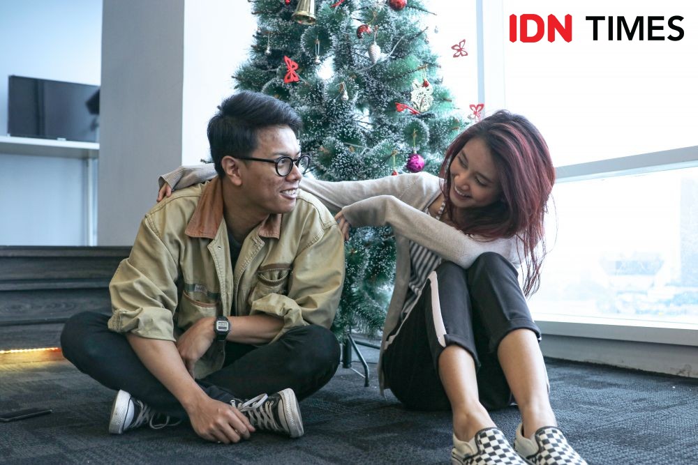 Anti Boring, 5 Zodiak Ini Selalu Punya Topik Obrolan Seru saat Ngedate