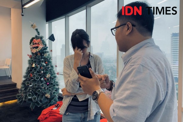 5 Tanda Pasanganmu Punya Sifat Pasif Agresif, Nyebelin Banget!